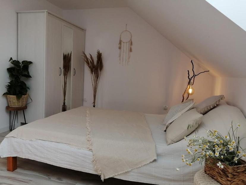 Polne Zacisze Guest House Lgin Bagian luar foto